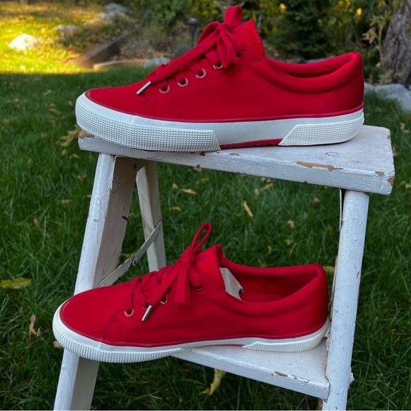 GORGEOUS! Lauren Ralph Lauren Cherry Red Satin Sneakers🍒 - Picture 11 of 11